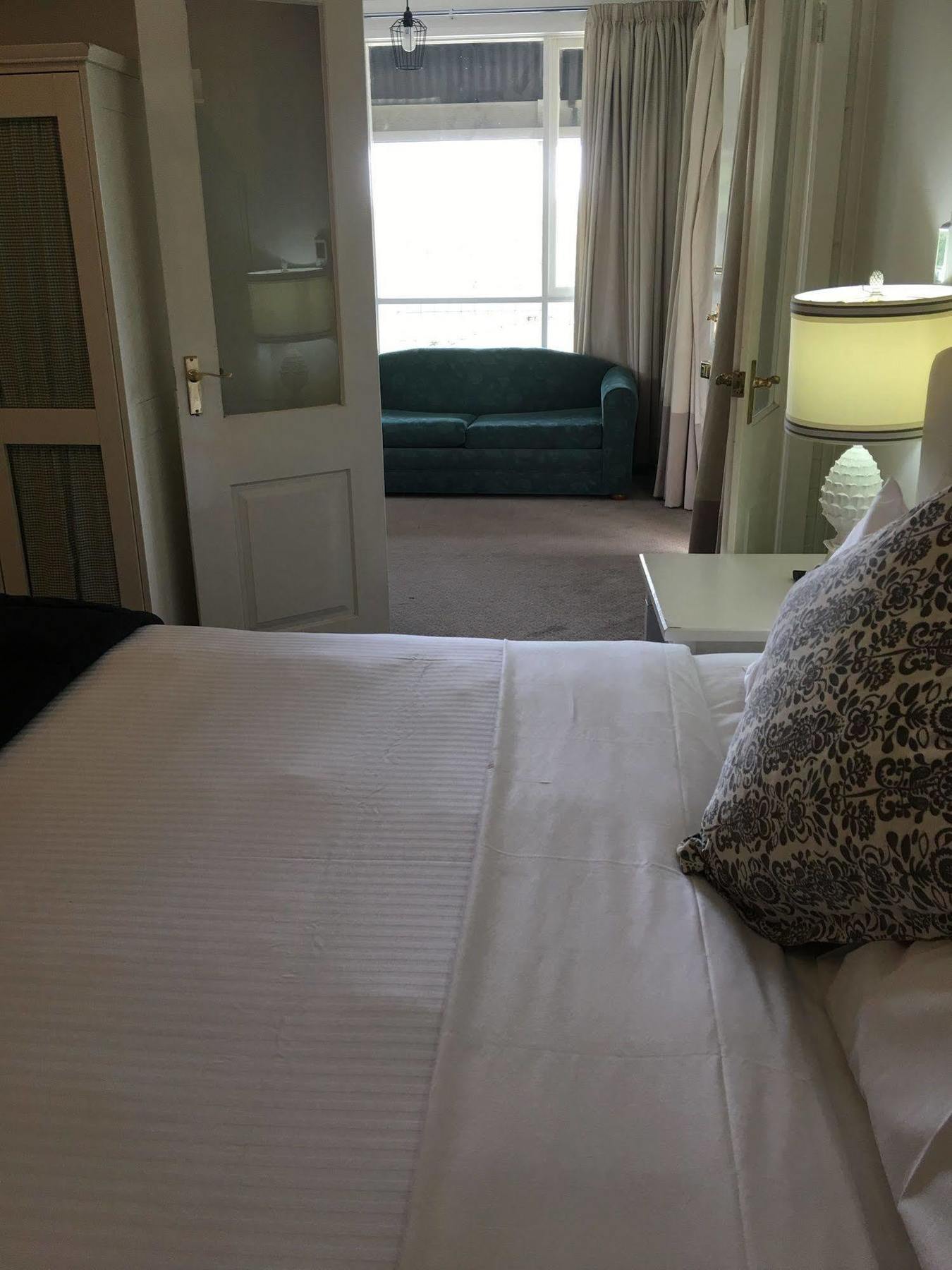 Norwood House Motel & Receptions Mornington Eksteriør billede