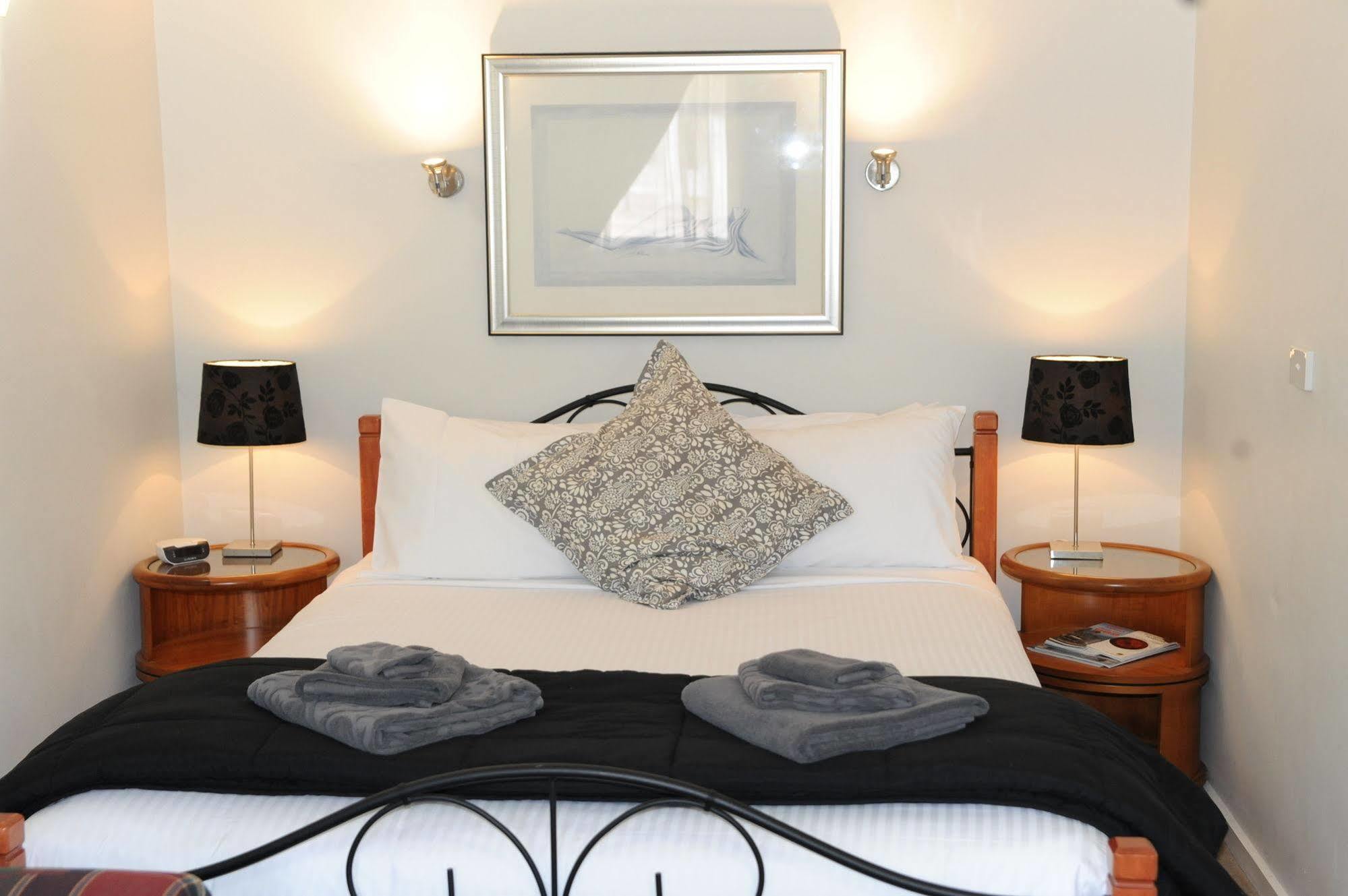 Norwood House Motel & Receptions Mornington Eksteriør billede